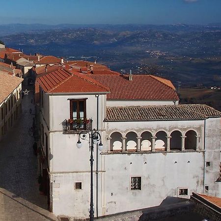 Bed and Breakfast Palazzo Ruggiero Montefusco Esterno foto