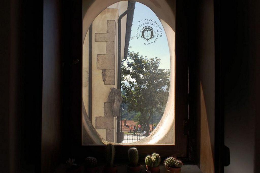 Bed and Breakfast Palazzo Ruggiero Montefusco Esterno foto